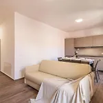 Amazhome - Venice House Apartmán *