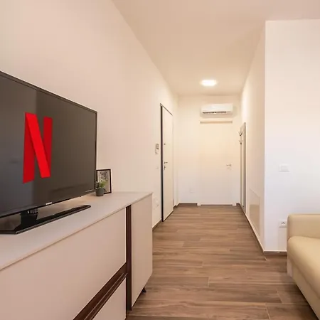 Amazhome - Venice House Lägenhet Cattolica