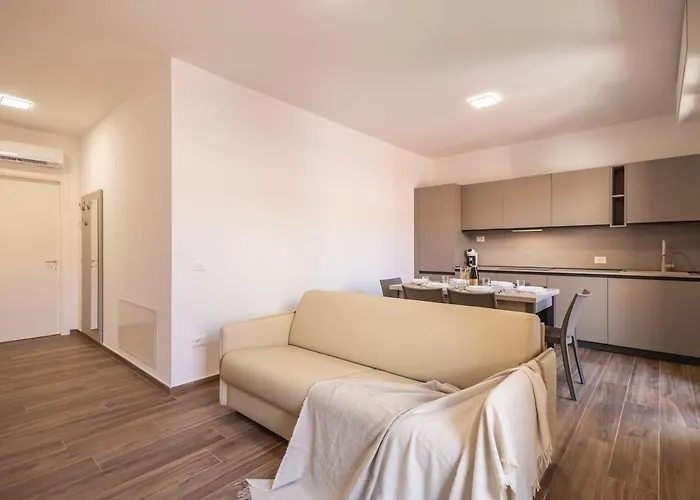 Amazhome - Venice House アパート *